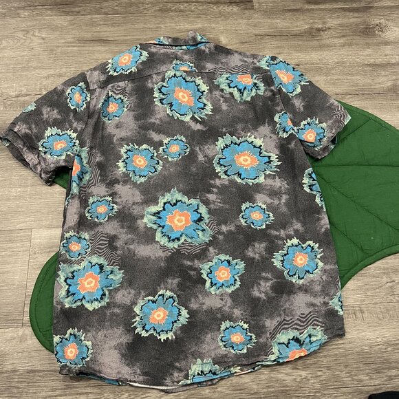 Volcom Mens Small Short Sleeve Button Front Shirt - Picture 2 of 5